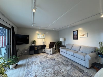 /international/us/2700-n-shore-drive-unit-pilot-house-401-clear-lake-ia-110108221528/