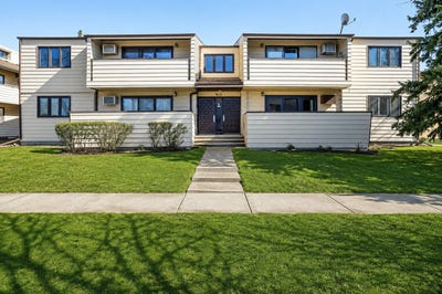 /international/us/812-10th-street-s-fargo-nd-110109117613/