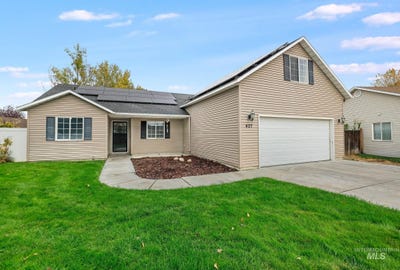 /international/us/427-clover-ave-twin-falls-id-110120560638/