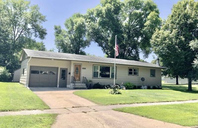 /international/us/507-3rd-ave-nw-pocahontas-ia-110101096424/