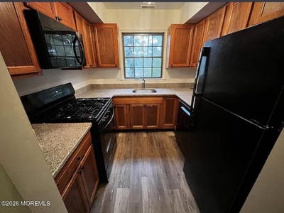 /international/us/36-whitemarsh-court-little-egg-harbor-nj-110107939596/
