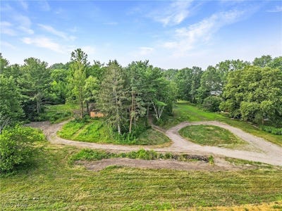 /international/us/3473-moon-road-avon-oh-110101142889/
