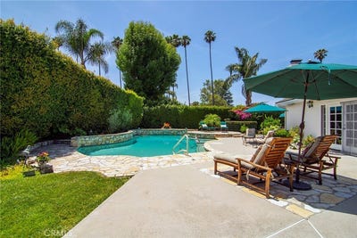 /international/us/19842-santa-rita-street-woodland-hills-ca-110100326121/?lang=zh-tw
