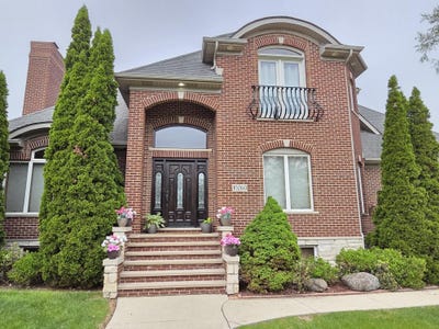 /international/us/10260-windsor-place-munster-in-110108079747/