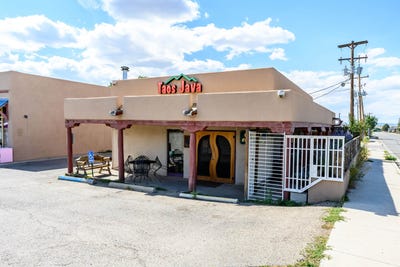 /international/us/1006-paseo-del-pueblo-sur-taos-nm-110102084196/