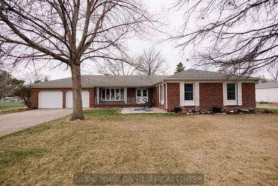 /international/us/1720-spring-road-grand-island-ne-110107694372/