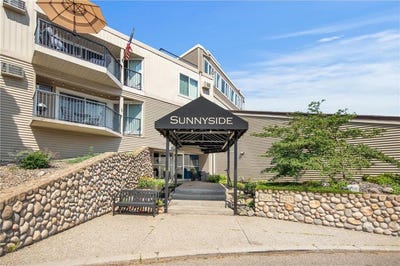 /international/us/6201-saint-croix-trail-n-oak-park-heights-mn-110100982341/