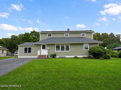 /international/us/6-lind-drive-middletown-nj-110110398322/