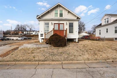 /international/us/1213-e-5th-street-washington-mo-110120620148/