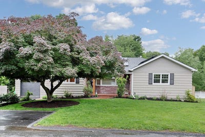 /international/us/29-clinton-avenue-tappan-ny-110108361194/