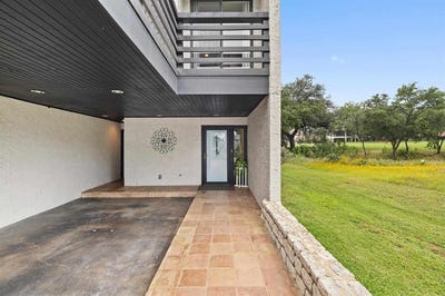 /international/us/402-lost-echo-horseshoe-bay-tx-110106345100/