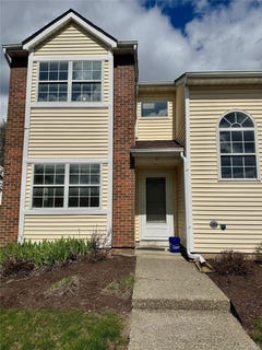 /international/us/47-brick-pond-road-middletown-ny-110105111217/