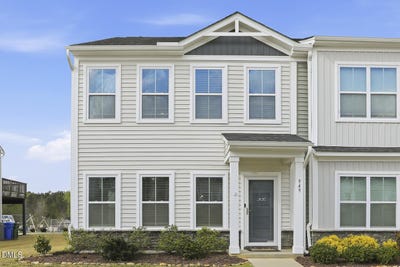 /international/us/949-robbie-jackson-lane-fuquay-varina-nc-110108552898/