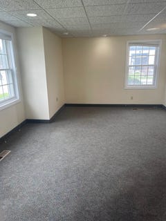 /international/us/372-west-street-keene-nh-110108852261/