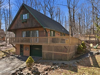 /international/us/140-timber-ridge-circle-greentown-pa-110106432180/