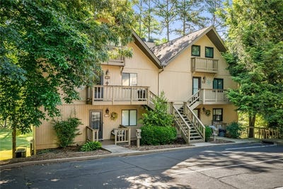 /international/us/800-captains-cove-court-unit-2-salem-sc-110092301375/