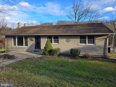 /international/us/11040-and-11035-jackelyns-huntingdon-pa-110096565322/