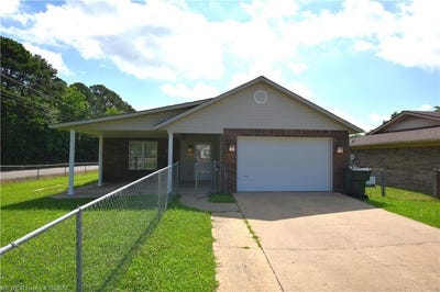 /international/us/1122-green-st-sallisaw-ok-110108855306/