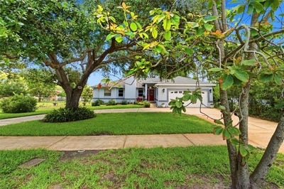 /international/us/30-glades-avenue-tarpon-springs-fl-110108351069/