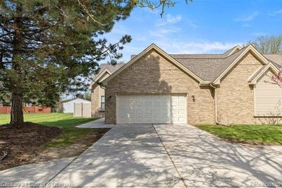 /international/us/1062-biddle-avenue-wyandotte-mi-110108474467/