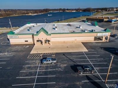 /international/us/90-northport-drive-alton-il-110104430720/