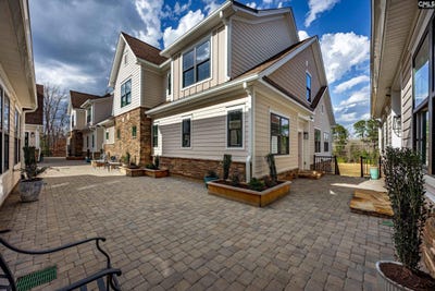 /international/us/1028-manarola-road-lexington-sc-110105758192/