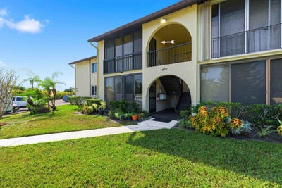 /international/us/3531-tall-pine-way-greenacres-fl-110106437539/