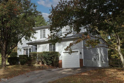 /international/us/4301-tyne-drive-durham-nc-110120891978/