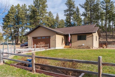 /international/us/26020-golden-willow-parkway-custer-sd-110105704770/