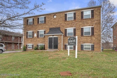 /international/us/3217-fordhaven-rd-louisville-ky-110104240015/