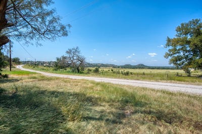 /international/us/51-ds-rd-fredericksburg-tx-110094233686/