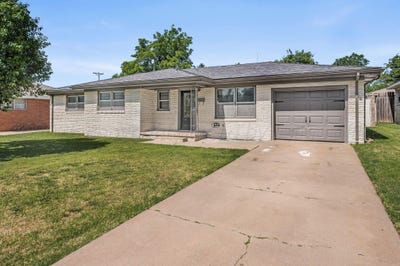 /international/us/2207-n-chestnut-dr-pampa-tx-110094088805/