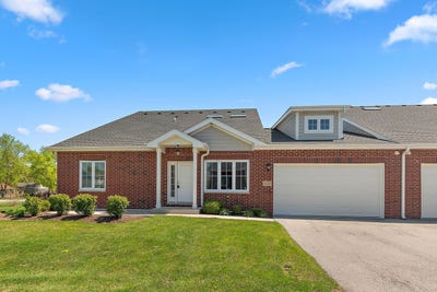 /international/us/628-prairie-crossing-drive-new-lenox-il-110107504101/