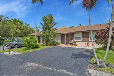 /international/us/10953-sw-122nd-ct-miami-fl-110108695995/