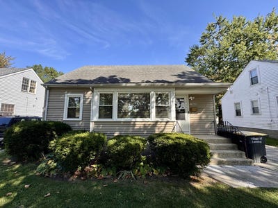 /international/us/17825-oakley-avenue-lansing-il-110102657044/