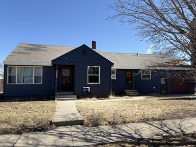 /international/us/114-n-6th-street-ipswich-sd-110104931075/