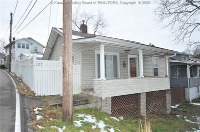 /international/us/107-hinton-terrace-charleston-wv-110104901308/