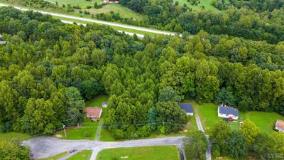 /international/us/0-0-monticello-lane-madison-heights-va-110093806730/?lang=en