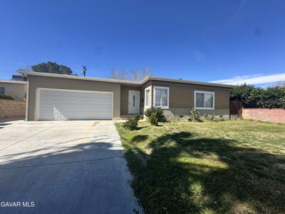 /international/us/44151-hardwood-avenue-lancaster-ca-110106180749/