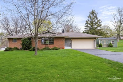 /international/us/70-highview-drive-yorkville-il-110107377188/