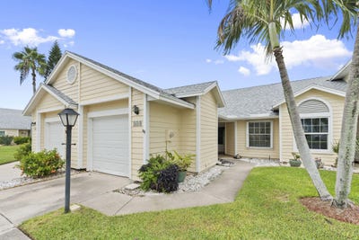 /international/us/538-9th-place-vero-beach-fl-110119614036/