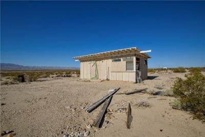 /international/us/146-cahuilla-avenue-29-palms-ca-110099308607/