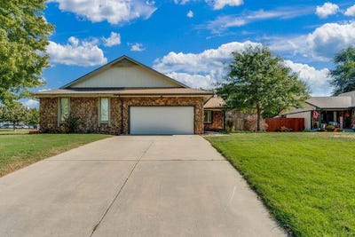 /international/us/630-n-oak-forest-ln-derby-ks-110120553546/