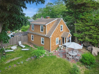 /international/us/89-s-elroy-drive-montauk-ny-110108878835/
