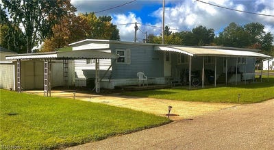 /international/us/17-ash-drive-olmsted-twp-oh-110110368451/