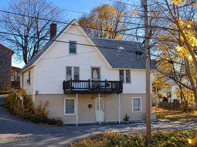 /international/us/49-gage-street-augusta-me-110110187481/