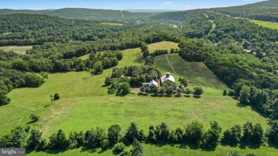 /international/us/665-kintner-road-kintnersville-pa-110101055133/