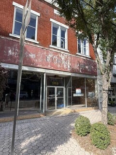 /international/us/108-n-patterson-valdosta-ga-110120426089/