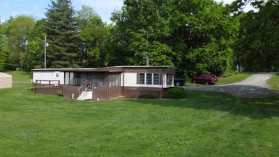 /international/us/10212-e-state-road-156-vevay-in-110107786258/