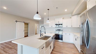 /international/us/104-sierra-bay-drive-camdenton-mo-110100616933/